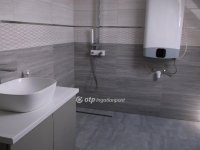 Eladó családi ház, Gyöngyösön 190 M Ft, 5 szobás