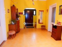 Eladó családi ház, Székesfehérvárott 83 M Ft, 4 szobás