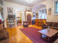 Eladó téglalakás, VI. kerületben 600 M Ft, 5 szobás