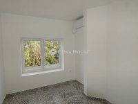 Eladó üzlethelyiség, Zalaszentivánon 130 M Ft, 2 szobás