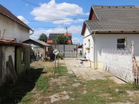 Eladó családi ház, Szegeden 46 M Ft, 2 szobás