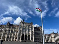 Eladó téglalakás, Budapesten, V. kerületben, Falk Miksa utcában