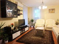 Eladó téglalakás, Győrött 69 M Ft, 3 szobás