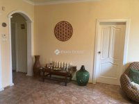 Eladó családi ház, Vácon 275 M Ft, 8 szobás