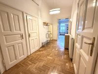 Eladó téglalakás, VI. kerületben 149.38 M Ft, 4 szobás