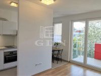 Kiadó téglalakás, albérlet