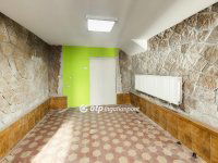 Eladó üzlethelyiség, Gyenesdiáson 84.9 M Ft