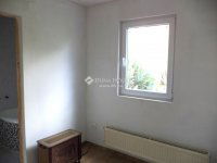 Eladó családi ház, Kápolnásnyéken 59.9 M Ft, 1+1 szobás