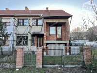 Eladó ikerház, Kecskeméten 87.9 M Ft, 5 szobás