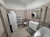 Eladó téglalakás, Szombathelyen 71.6 M Ft, 3 szobás