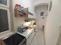 Eladó téglalakás, VIII. kerületben 100 M Ft, 4 szobás