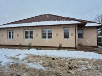 Eladó családi ház, Farmoson 84.9 M Ft, 4 szobás