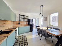 Eladó téglalakás, Pécsett 84.9 M Ft, 3 szobás