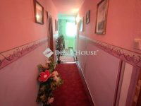 Eladó családi ház, Szigetszentmiklóson 78 M Ft, 5 szobás