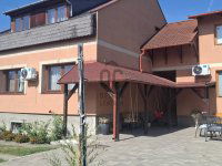 Eladó családi ház, Balatonfőkajáron 139.9 M Ft, 5 szobás