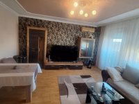 Eladó panellakás, Pápán 38.9 M Ft, 3 szobás