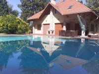 Eladó családi ház, Siófokon 360 M Ft, 6 szobás