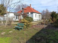 Eladó családi ház, Kecskeméten 68.5 M Ft, 3 szobás
