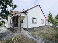 Eladó családi ház, Hortobágyon 27.5 M Ft, 4 szobás