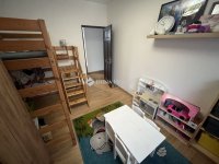 Eladó családi ház, Dánszentmiklóson 81.9 M Ft, 4 szobás