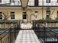 Eladó téglalakás, VI. kerületben 119 M Ft, 3 szobás