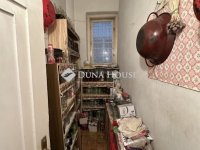 Eladó téglalakás, V. kerületben 175 M Ft, 4+1 szobás