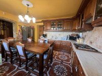 Eladó családi ház, Majosházán 265 M Ft, 4 szobás