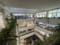 Eladó üzlethelyiség