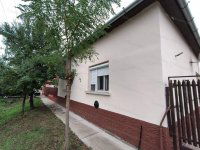 Eladó családi ház, Törökszentmiklóson 29.9 M Ft, 3 szobás