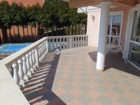 Eladó családi ház, Budaörsön 375 M Ft, 9 szobás