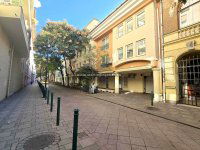 Eladó garázs, IX. kerületben, Angyal utcában 9.5 M Ft