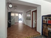 Kiadó ipari ingatlan, Komáromban 2000 E Ft / hó