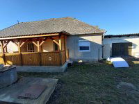 Eladó családi ház