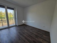 Eladó téglalakás, Szegeden 114.9 M Ft, 3 szobás