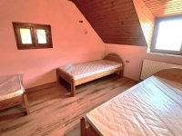Eladó családi ház, Szőcén 85 M Ft, 5 szobás