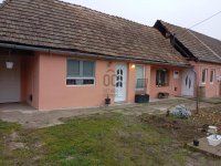 Eladó családi ház, Szekszárdon, Kisbödö utcában 18.5 M Ft