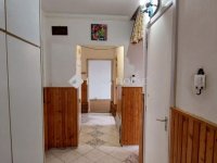 Eladó panellakás, Tatabányán 39.9 M Ft, 3 szobás