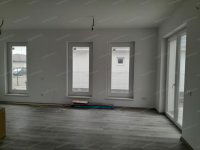 Eladó családi ház, Helvécián 105 M Ft, 4 szobás