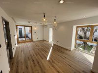 Eladó téglalakás, Siófokon 81 M Ft, 2 szobás