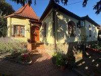 Eladó családi ház, II. kerületben 259 M Ft, 5 szobás