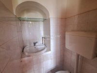 Eladó családi ház, Gödöllőn 169 M Ft, 11 szobás