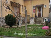 Eladó családi ház