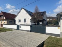 Eladó családi ház, Siklóson 99.9 M Ft, 4 szobás