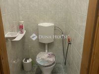 Eladó téglalakás, Pécsett 69.9 M Ft, 2 szobás