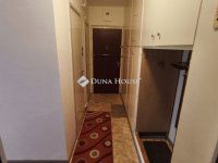 Eladó panellakás, Pécsett 40.9 M Ft, 2 szobás