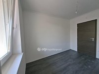 Eladó téglalakás, Mendén 74.9 M Ft, 4 szobás
