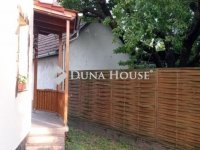 Eladó családi ház, XVI. kerületben 210 M Ft, 7 szobás