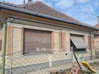 Eladó családi ház, Dömsödön 27 M Ft, 3 szobás