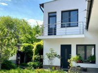 Eladó családi ház, III. kerületben 72.9 M Ft, 3 szobás