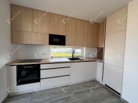 Eladó családi ház, Győrságon 89.9 M Ft, 4 szobás